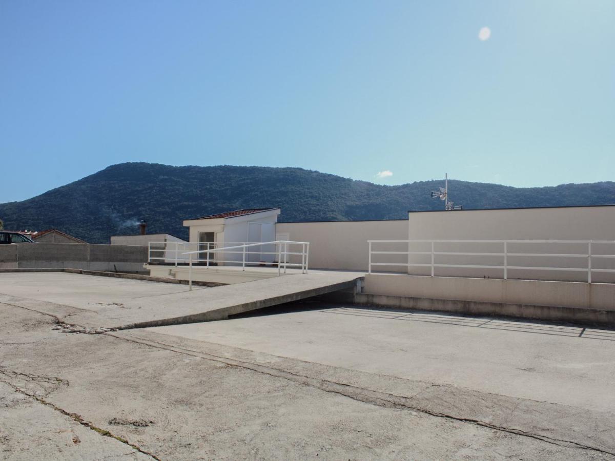 Apartments And Rooms Mato Неум Экстерьер фото