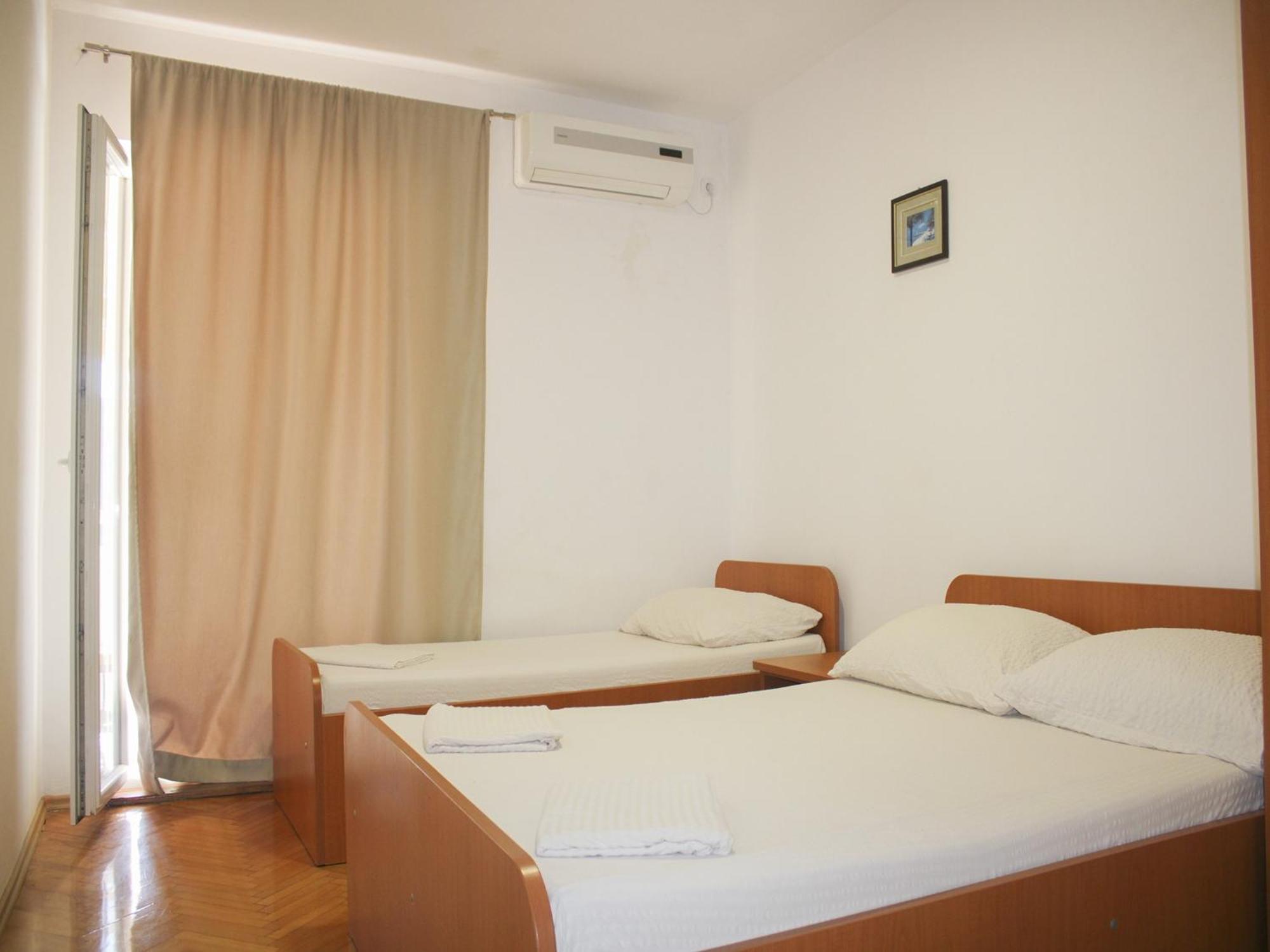 Apartments And Rooms Mato Неум Номер фото