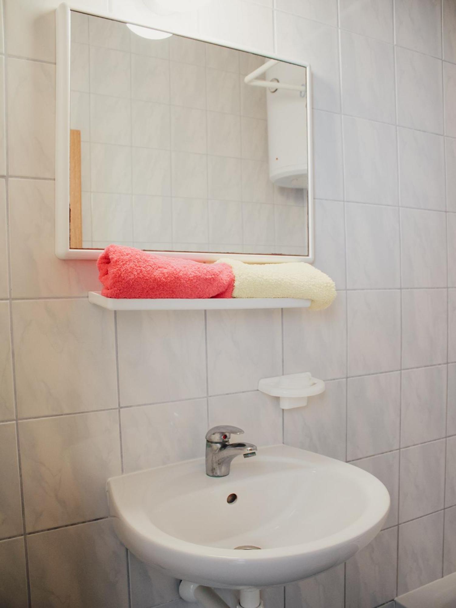 Apartments And Rooms Mato Неум Номер фото